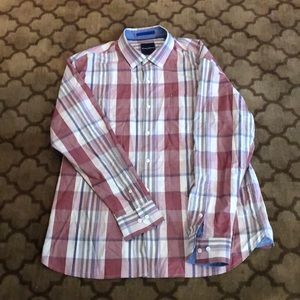 Tommy Bahama Button Down